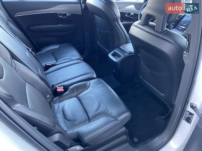 Внедорожник / Кроссовер Volvo XC90 2020 в Киеве фото 17 Внедорожник / Кроссовер Volvo XC90 2020 в Киеве