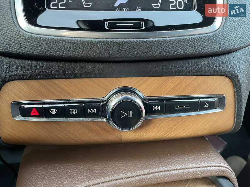 Внедорожник / Кроссовер Volvo XC90 2021 в Ивано-Франковске