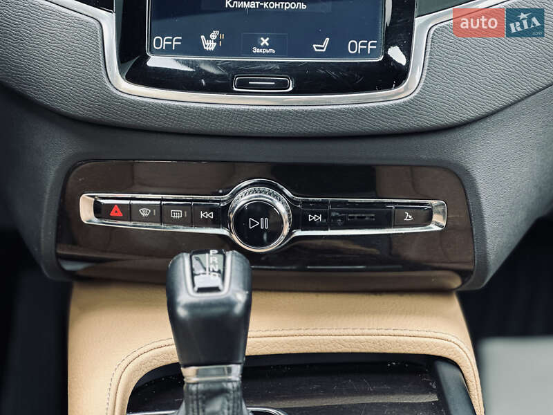 Внедорожник / Кроссовер Volvo XC90 2018 в Кременчуге