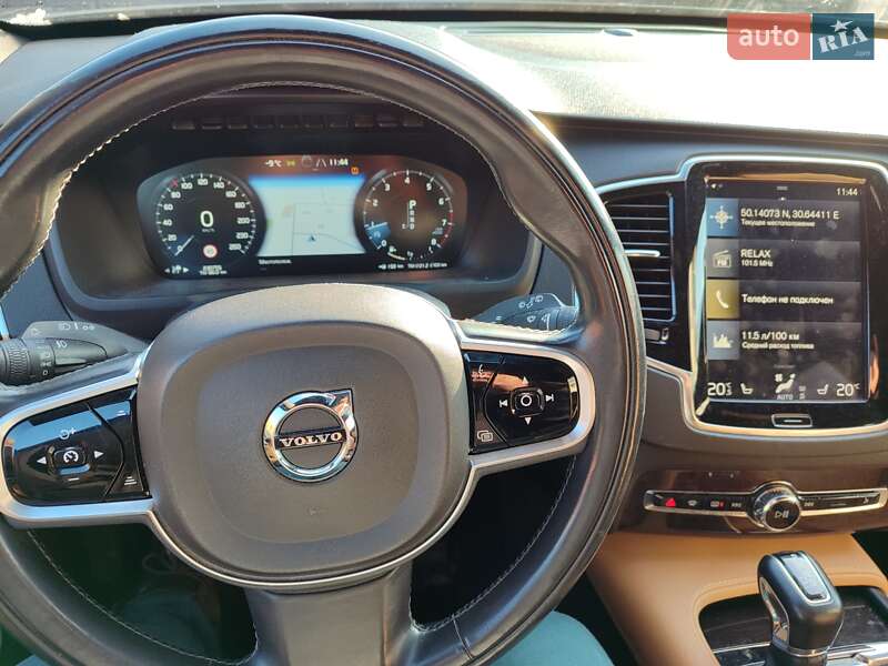 Внедорожник / Кроссовер Volvo XC90 2017 в Обухове