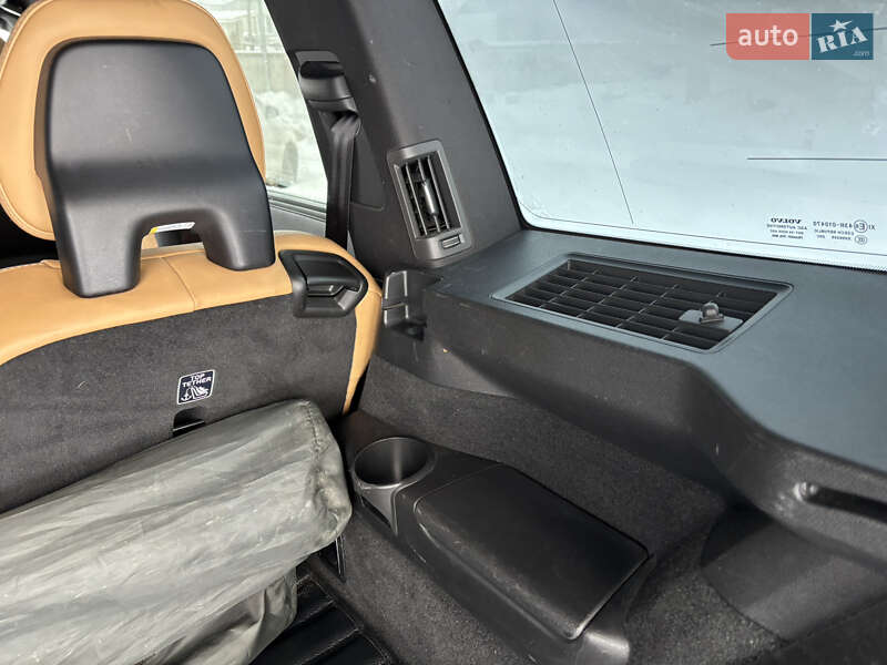 Внедорожник / Кроссовер Volvo XC90 2017 в Киеве