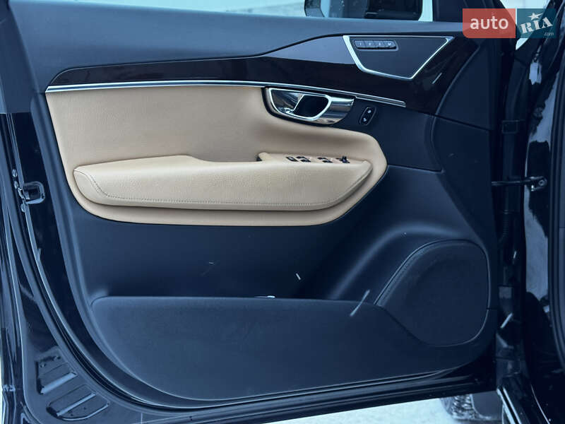 Внедорожник / Кроссовер Volvo XC90 2015 в Житомире