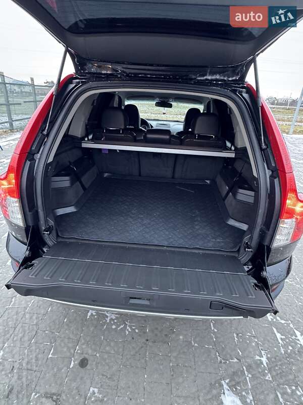 Внедорожник / Кроссовер Volvo XC90 2011 в Львове