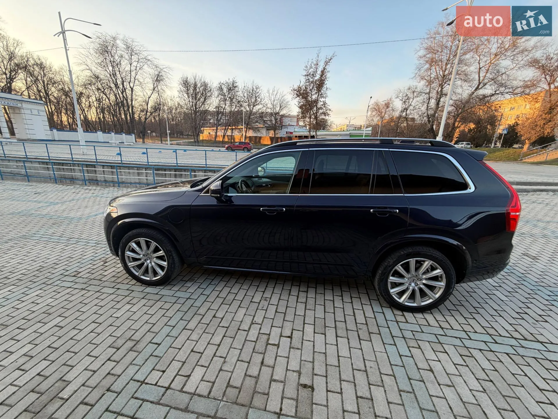 2016 Volvo XC90 - мініатюра 8