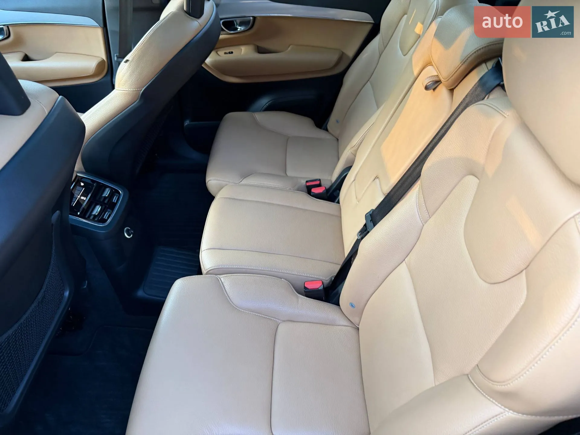 2016 Volvo XC90 - мініатюра 20