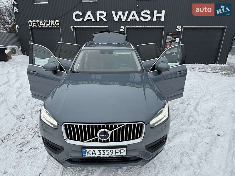 Внедорожник / Кроссовер Volvo XC90 2019 в Киеве