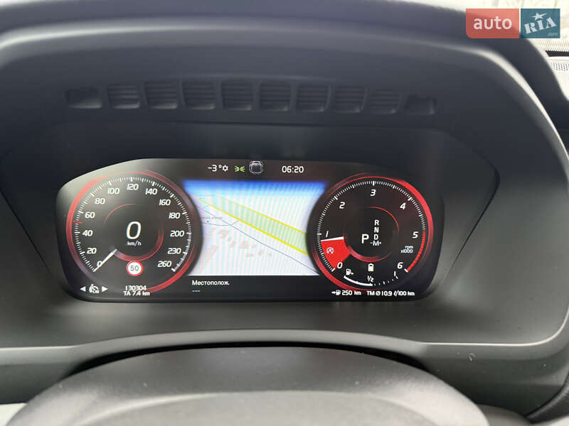 Внедорожник / Кроссовер Volvo XC90 2019 в Киеве