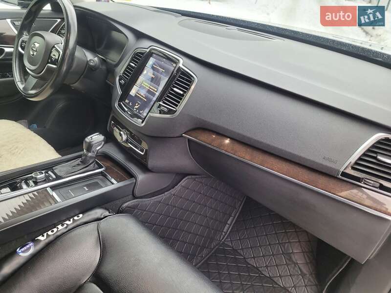 Внедорожник / Кроссовер Volvo XC90 2016 в Ивано-Франковске фото 13 Внедорожник / Кроссовер Volvo XC90 2016 в Ивано-Франковске