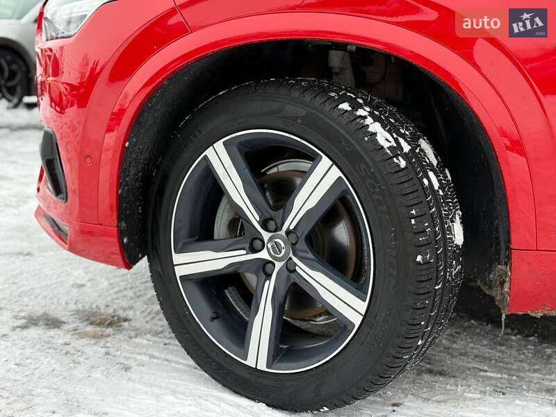 Внедорожник / Кроссовер Volvo XC90 2016 в Ровно