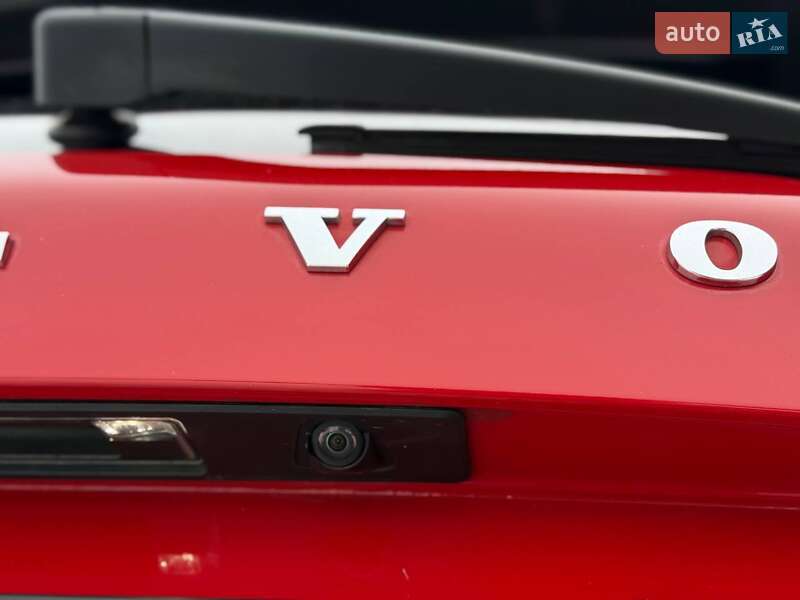 Внедорожник / Кроссовер Volvo XC90 2016 в Ровно