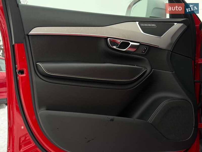 Внедорожник / Кроссовер Volvo XC90 2016 в Ровно