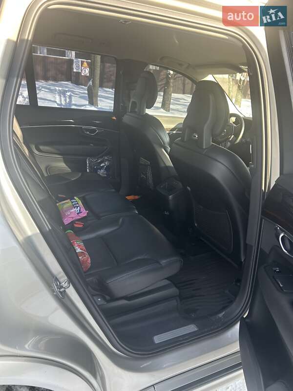 Внедорожник / Кроссовер Volvo XC90 2018 в Киеве фото 11 Внедорожник / Кроссовер Volvo XC90 2018 в Киеве