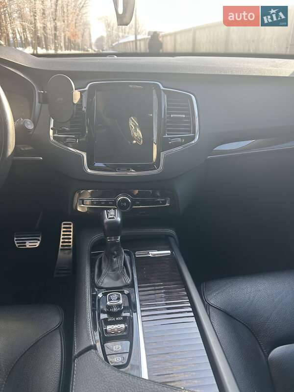Внедорожник / Кроссовер Volvo XC90 2018 в Киеве фото 12 Внедорожник / Кроссовер Volvo XC90 2018 в Киеве