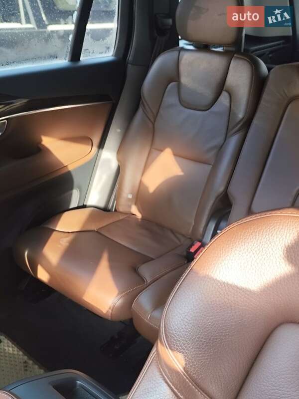 Внедорожник / Кроссовер Volvo XC90 2018 в Черкассах фото 6 Внедорожник / Кроссовер Volvo XC90 2018 в Черкассах