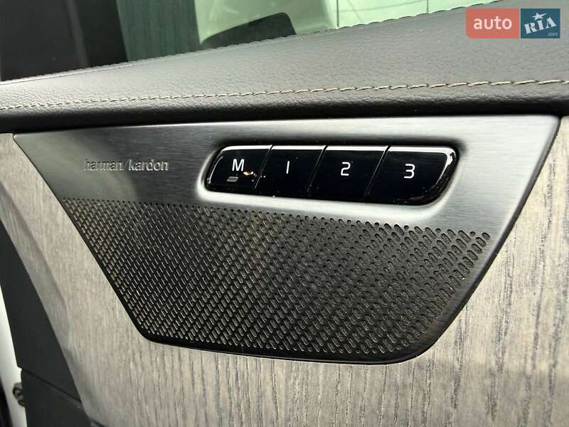 Внедорожник / Кроссовер Volvo XC90 2021 в Днепре