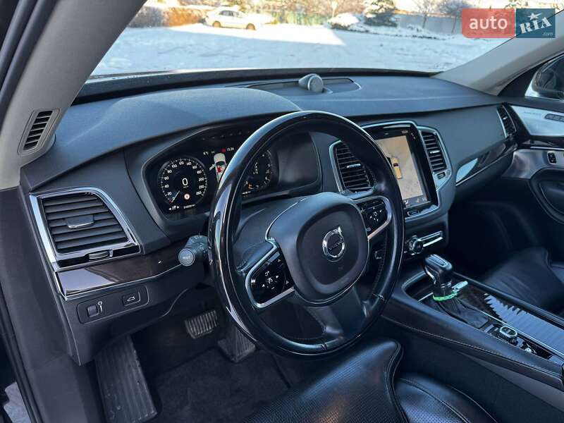 Внедорожник / Кроссовер Volvo XC90 2016 в Полтаве фото 21 Внедорожник / Кроссовер Volvo XC90 2016 в Полтаве