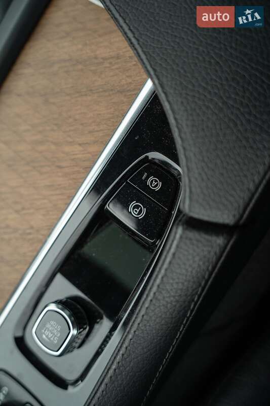 Внедорожник / Кроссовер Volvo XC90 2022 в Черновцах