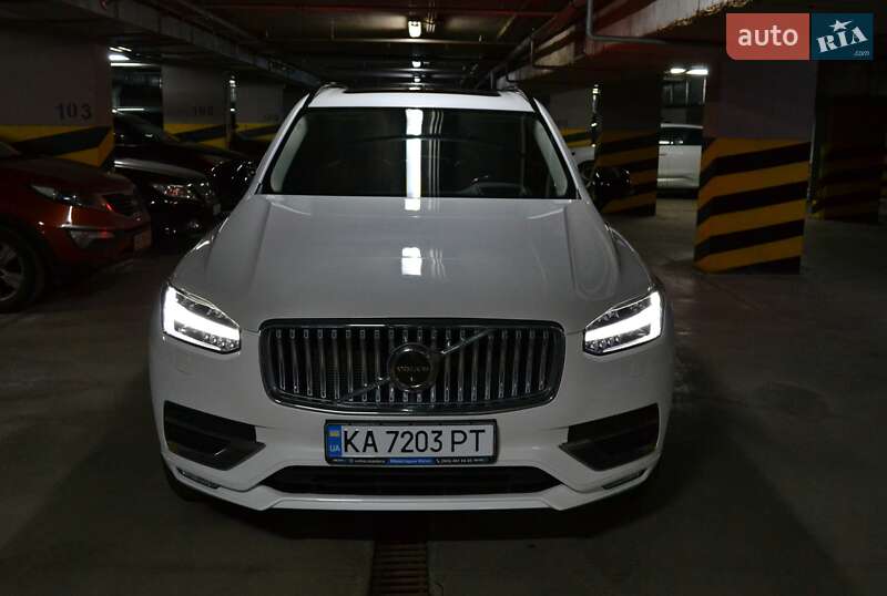 Внедорожник / Кроссовер Volvo XC90 2019 в Киеве