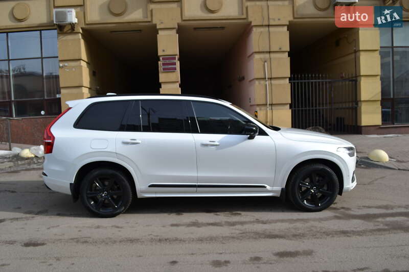 Внедорожник / Кроссовер Volvo XC90 2019 в Киеве
