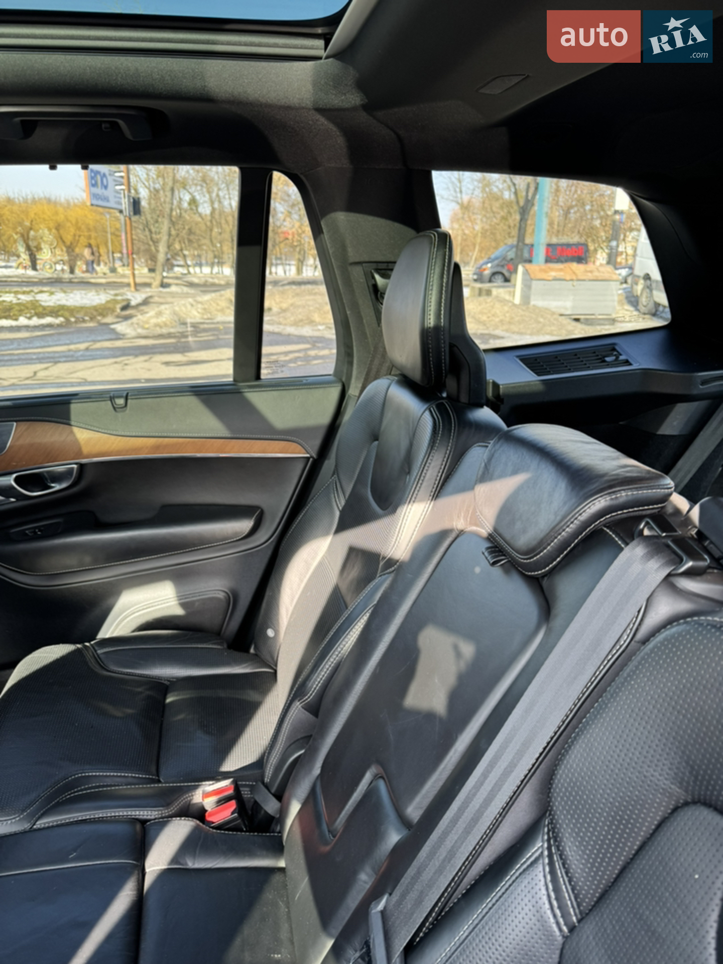 2017 Volvo XC90 - мініатюра 15