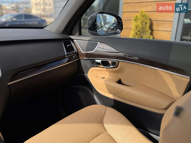 Внедорожник / Кроссовер Volvo XC90 2018 в Шептицькому