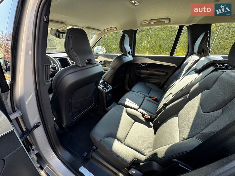 Внедорожник / Кроссовер Volvo XC90 2023 в Киеве