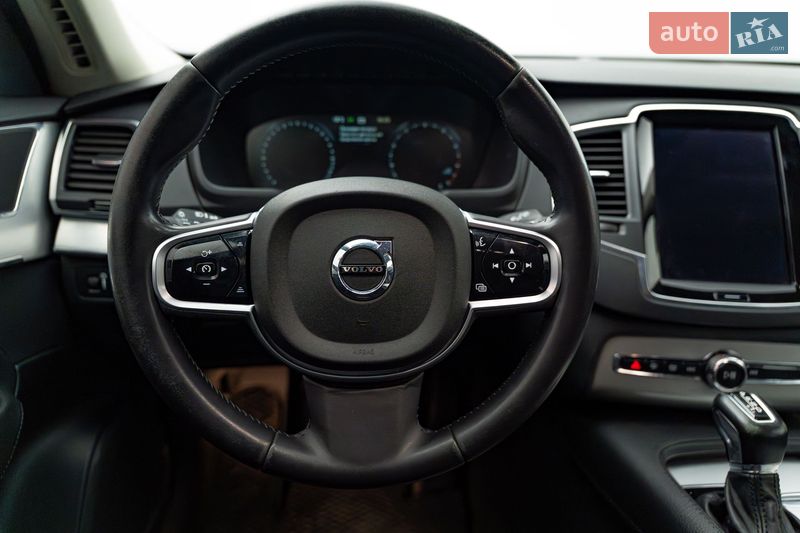 Внедорожник / Кроссовер Volvo XC90 2015 в Киеве