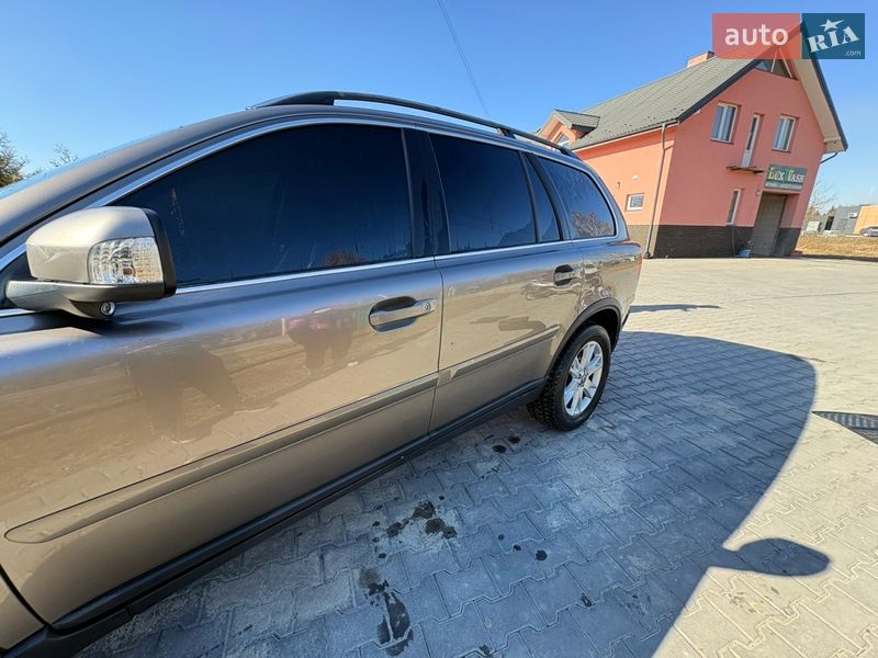 Внедорожник / Кроссовер Volvo XC90 2007 в Комарному