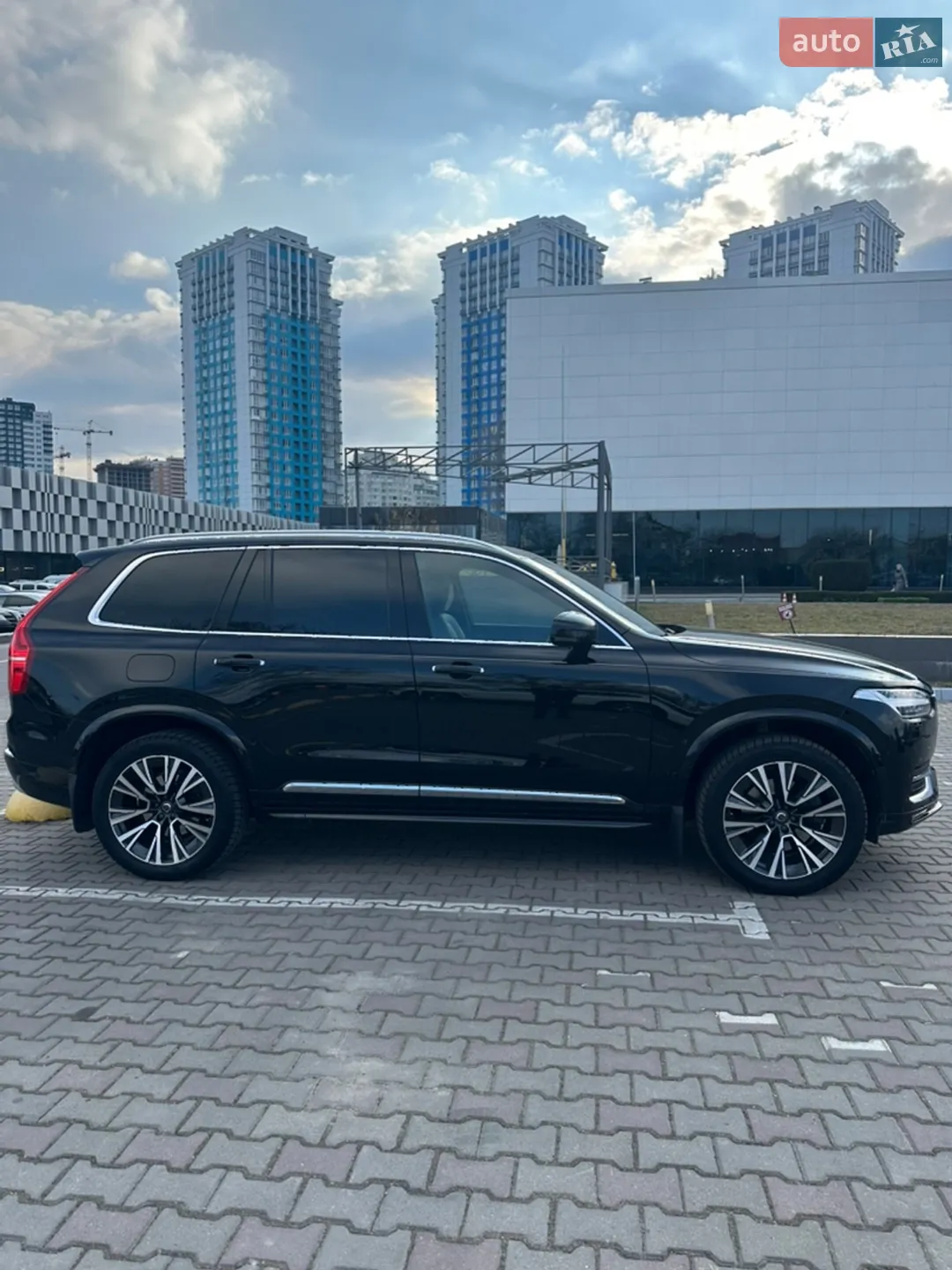 2021 Volvo XC90 - мініатюра 4