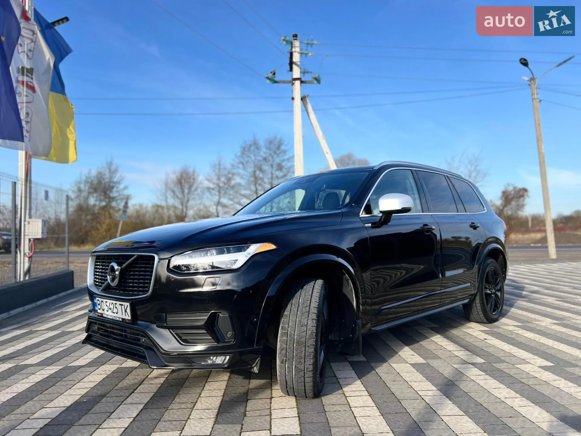 Volvo XC90 2017 VIN YV4A22PM8J1195650 фото оголошення 2 з 12