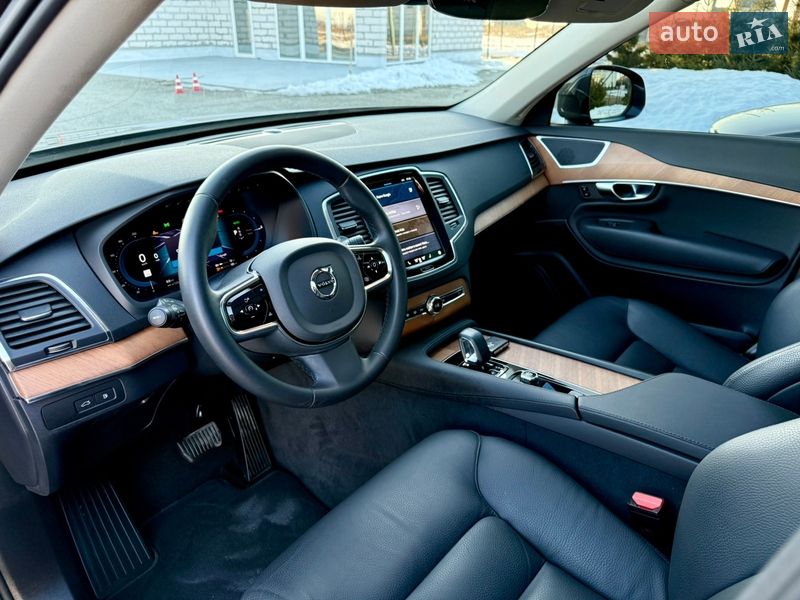 Позашляховик / Кросовер Volvo XC90 2024 в Тернополі