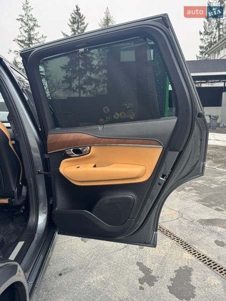 Внедорожник / Кроссовер Volvo XC90 2016 в Черновцах