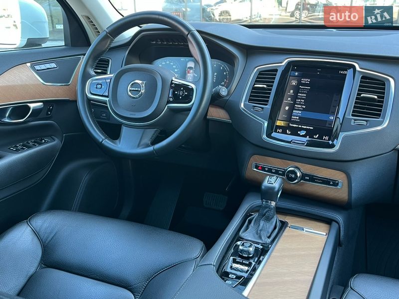 Внедорожник / Кроссовер Volvo XC90 2021 в Киеве