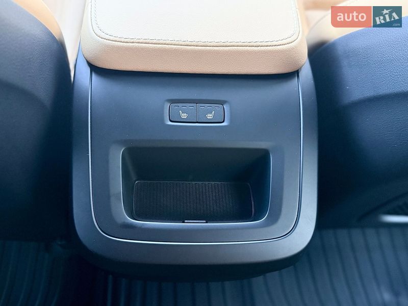 Внедорожник / Кроссовер Volvo XC90 2023 в Харькове