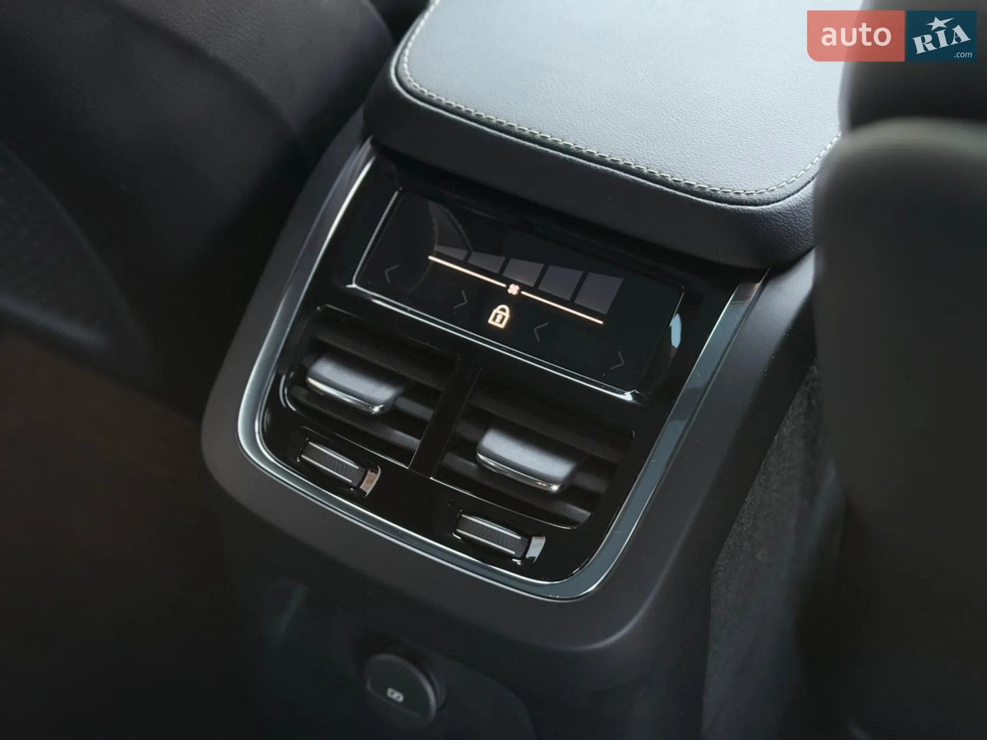 2022 Volvo XC90 - мініатюра 24