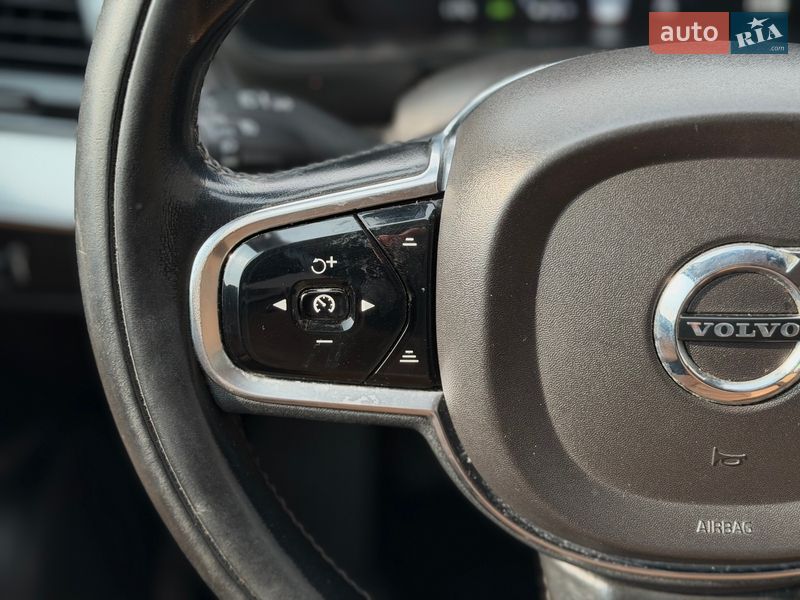 Внедорожник / Кроссовер Volvo XC90 2016 в Шептицькому