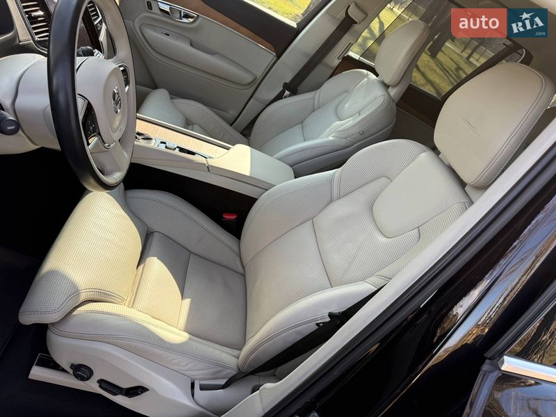 Внедорожник / Кроссовер Volvo XC90 2015 в Шостке