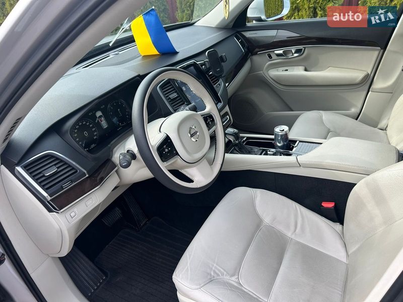 Внедорожник / Кроссовер Volvo XC90 2018 в Львове