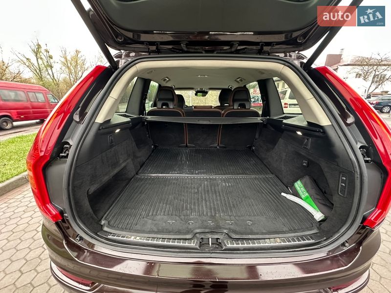 Внедорожник / Кроссовер Volvo XC90 2018 в Луцке фото 15 Внедорожник / Кроссовер Volvo XC90 2018 в Луцке