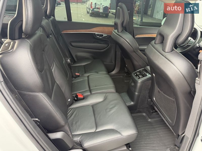 Внедорожник / Кроссовер Volvo XC90 2020 в Киеве фото 36 Внедорожник / Кроссовер Volvo XC90 2020 в Киеве