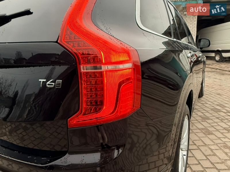 Позашляховик / Кросовер Volvo XC90 2017 в Вараші