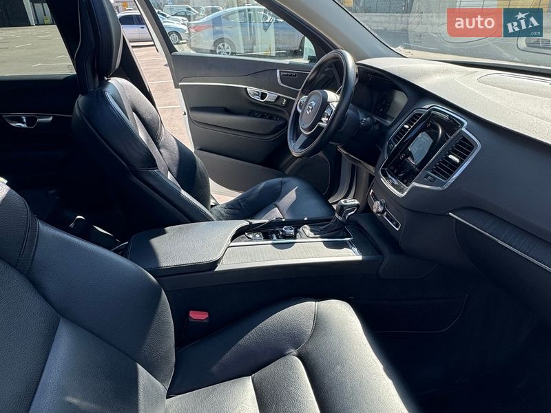 Позашляховик / Кросовер Volvo XC90 2019 в Києві