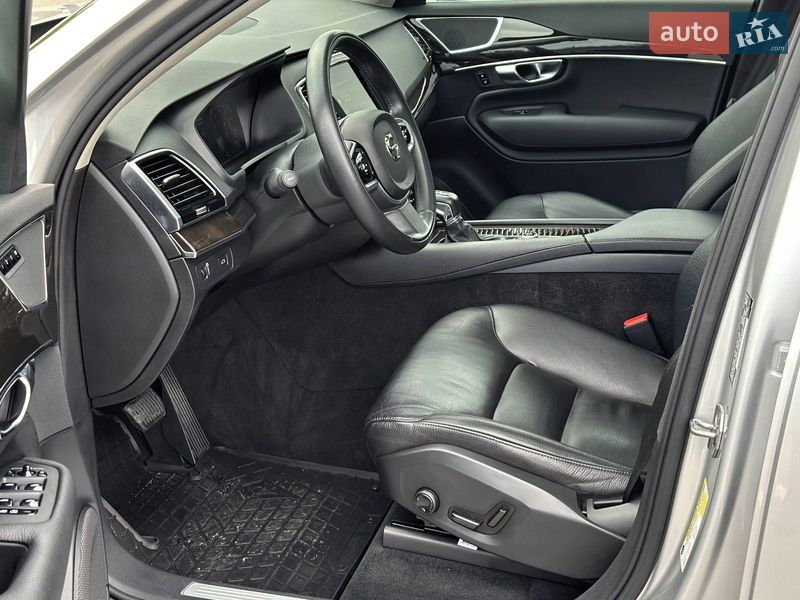 Внедорожник / Кроссовер Volvo XC90 2017 в Киеве фото 42 Внедорожник / Кроссовер Volvo XC90 2017 в Киеве