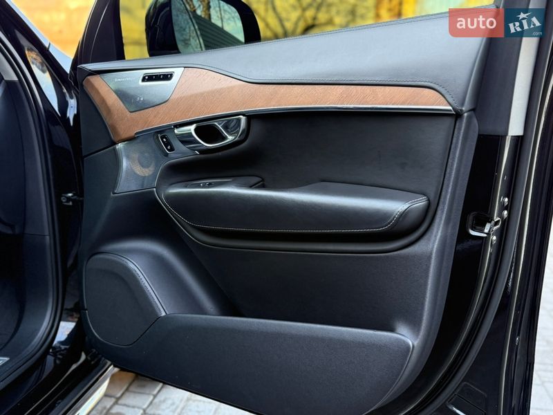 Позашляховик / Кросовер Volvo XC90 2016 в Одесі фото 37 Позашляховик / Кросовер Volvo XC90 2016 в Одесі