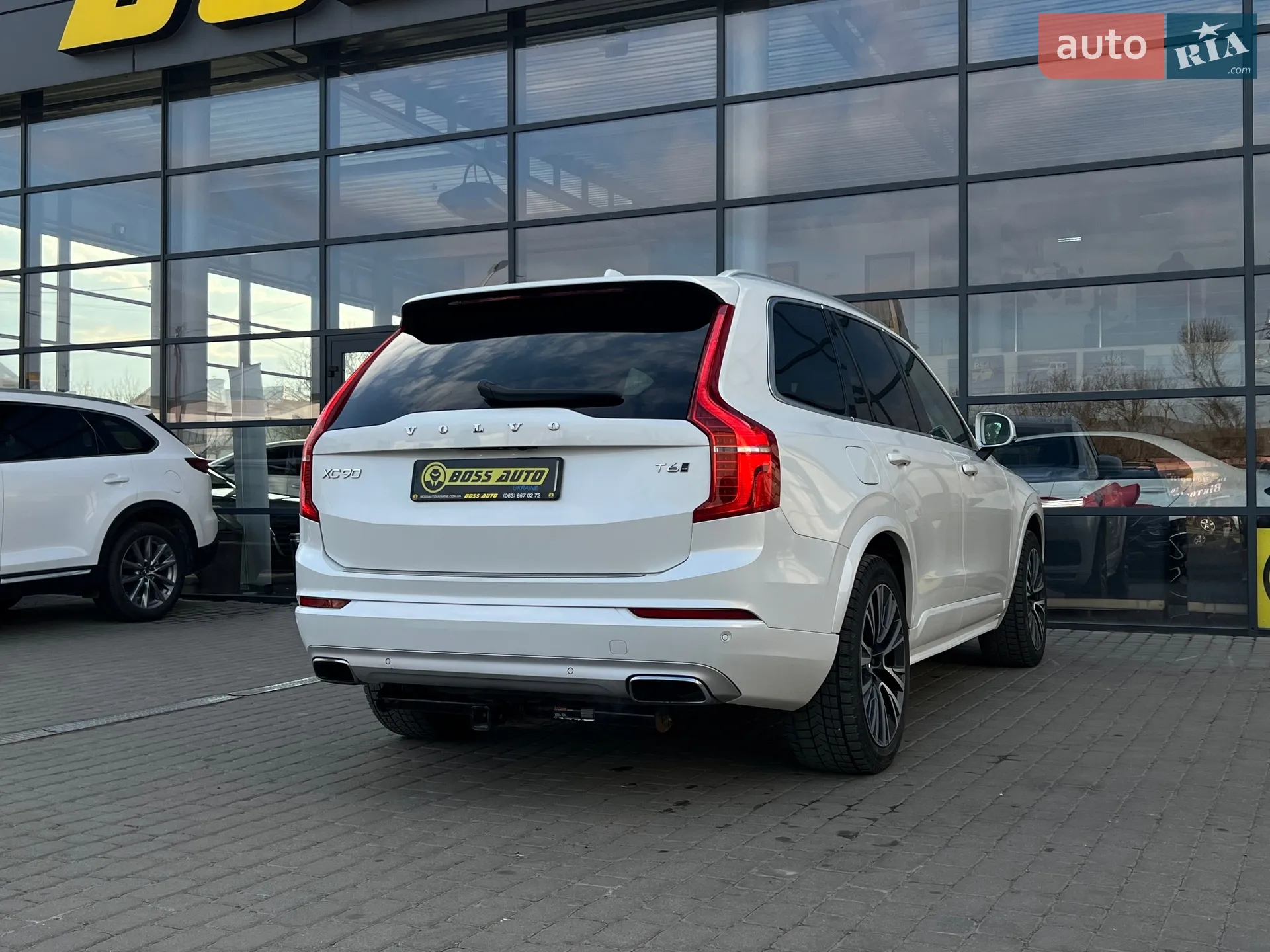 2020 Volvo XC90 - мініатюра 9