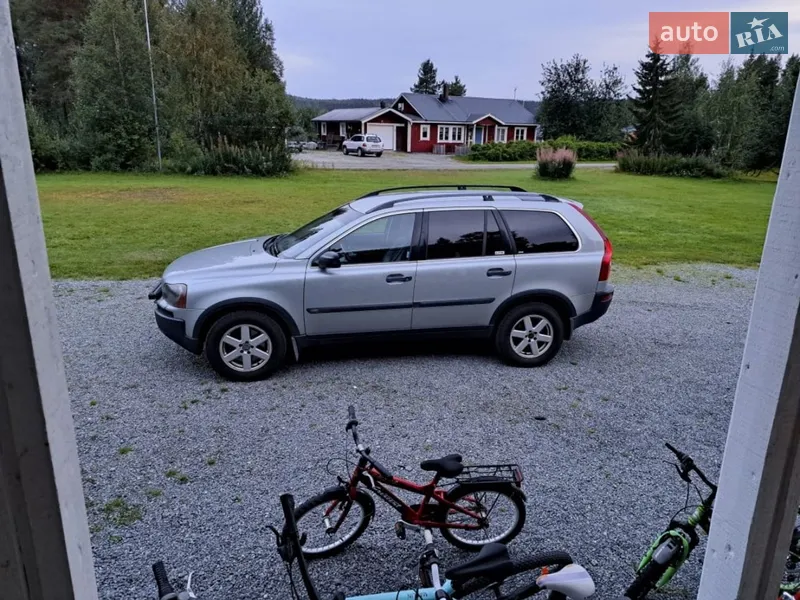 Volvo XC90 2003