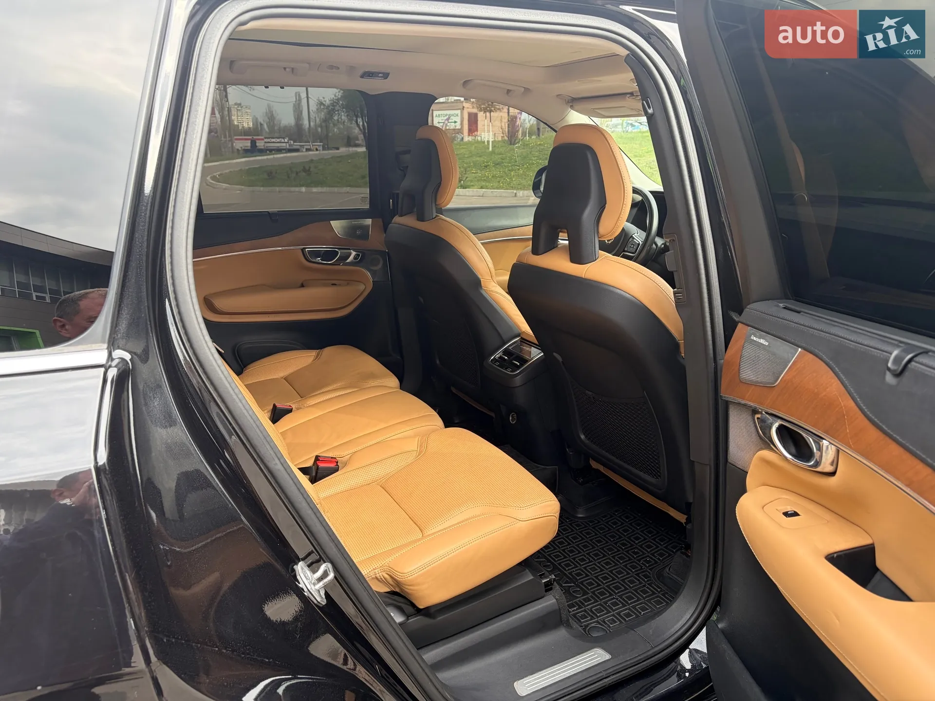 2015 Volvo XC90 - мініатюра 12