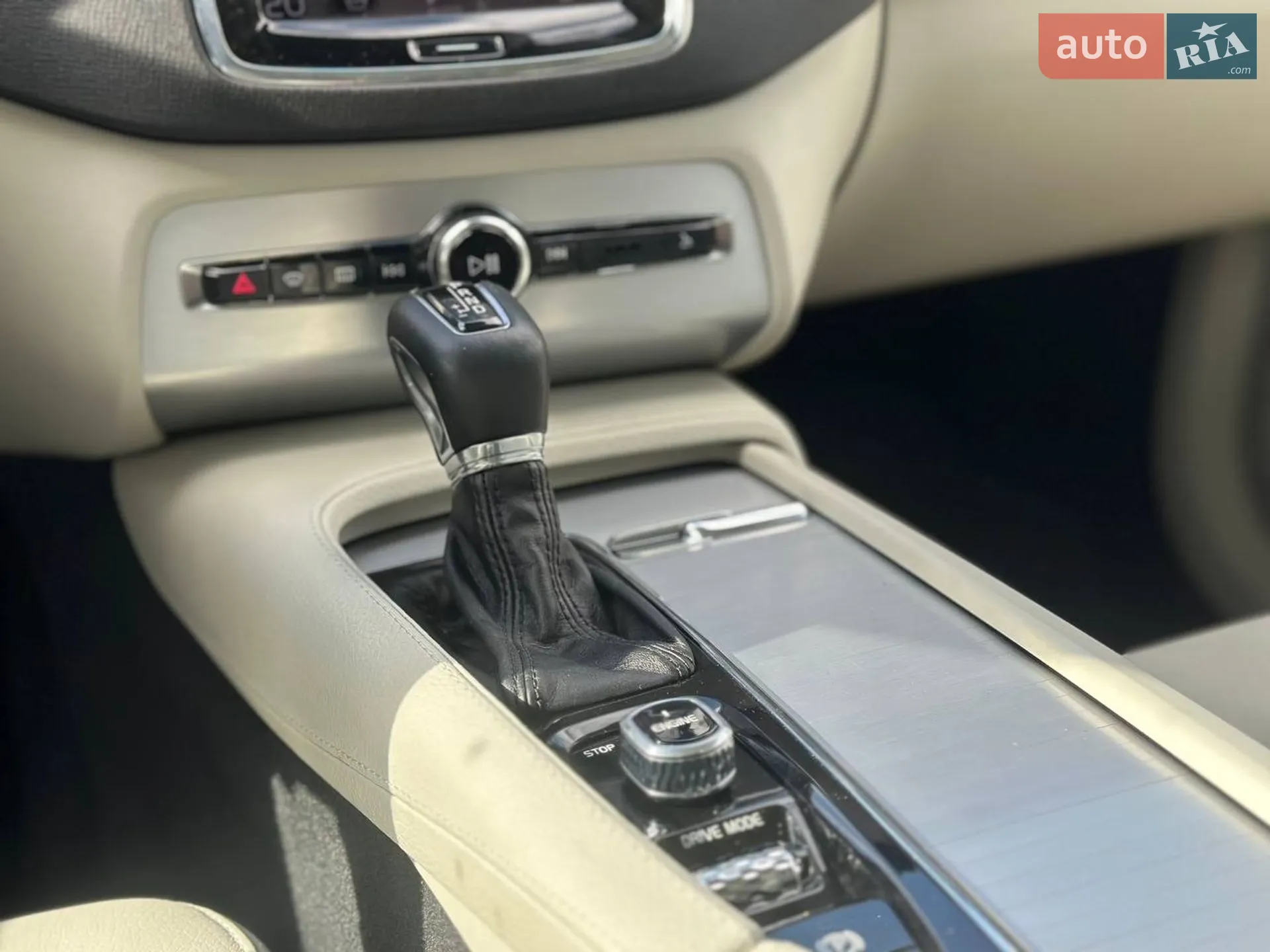 2016 Volvo XC90 - мініатюра 7