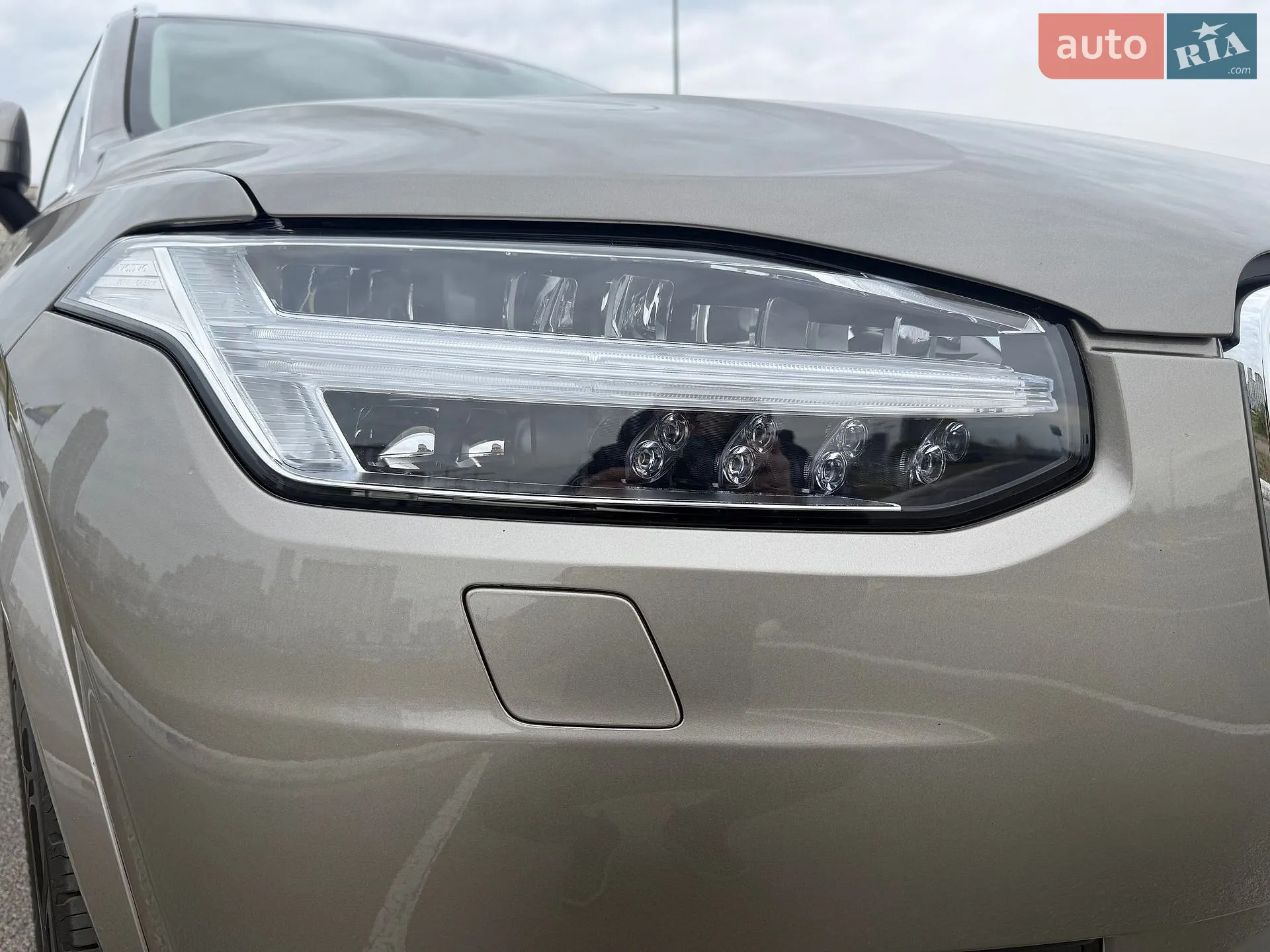 2022 Volvo XC90 - мініатюра 6