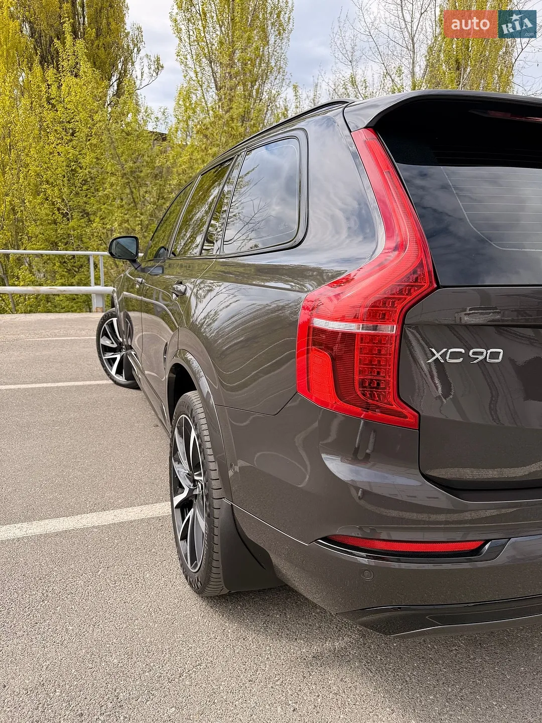 2022 Volvo XC90 - мініатюра 9